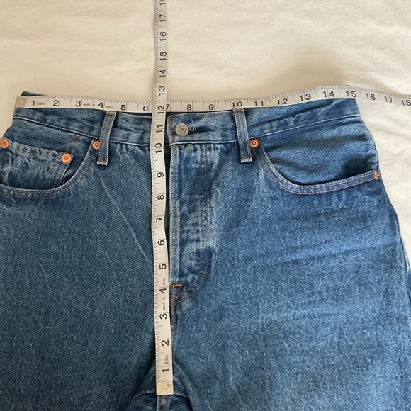 Levi's High Rise Premium Quality Straight Jeans Big E Button Fly Size 28 - Picture 8 of 14